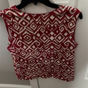 Sleeveless Summer shirt - Sporty and good for work or play